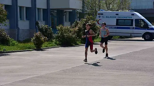 BAÜN, Triatlon İl Birinciliği müsabakalarına ev sahipliği yaptı