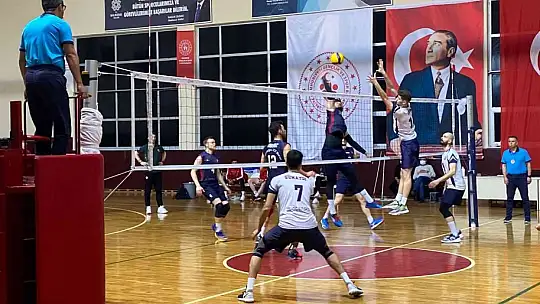 Bigadiç Belediyespor'un Play-Off inadı sürüyor