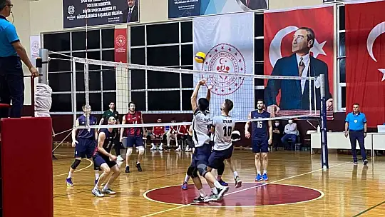 Bigadiç Belediyespor'un Play-Off inadı sürüyor