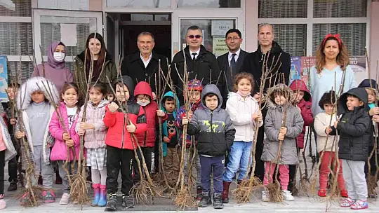 Bigadiç'te Hayvancılığa Büyük Destek