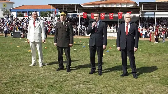 Burhaniye' de 23 Nisan kutlaması