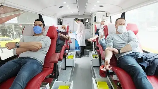 Burhaniye'de kan bağışları eskisi gibi