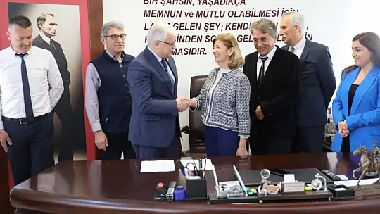 Burhaniye'de Sağlık Merkezi için imza töreni