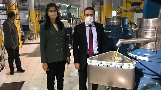 Burhaniye Kaymakamı zeytinyağı işletme ziyaretlerine devam ediyor