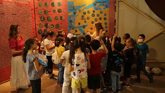 Burhaniye müzesi ilgi gördü