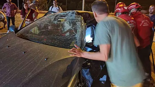 Burhaniye terminal kavşağında kaza: 3 yaralı