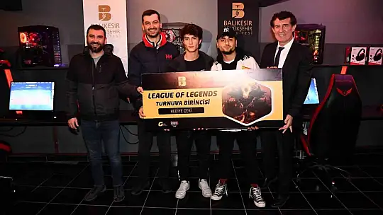 Büyükşehir Belediyesi, espor karşılaşmalarına ev sahipliği yaptı