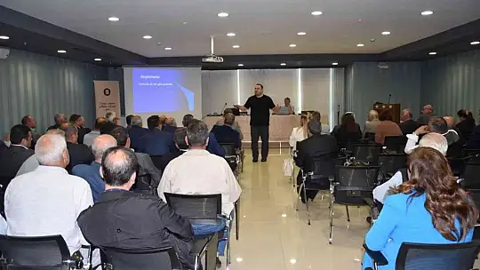 Büyükşehir'den, muhtarlara 'Medya okuryazarlığı' eğitimi