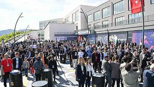 Dijital Gençlik Merkezi açıldı