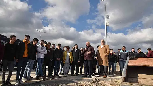 Dursunbey OSB Mesleki Eğitim Öğrencilerine Tanıtıldı