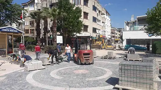 Edremit Belediyesi çalışmalarıyla göz dolduruyor