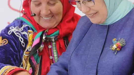 Emine Erdoğan mutfağa girdi yemek yaptı