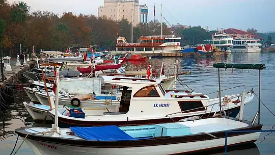 Erdek'te 105 balıkçıya destek parası