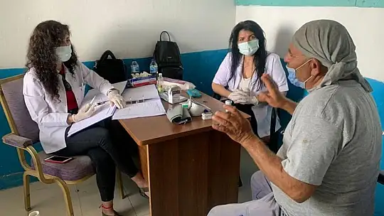 Erdek'te vatandaşa sağlık kontrolü