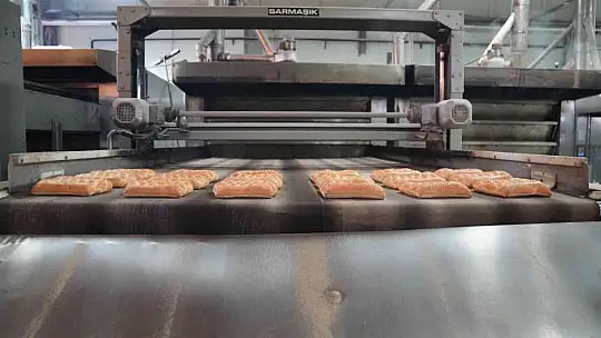 Fırıntaş'ta 3 vardiya 24 saat üretim