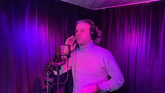 Galatasaray aşkı marş yazdırdı