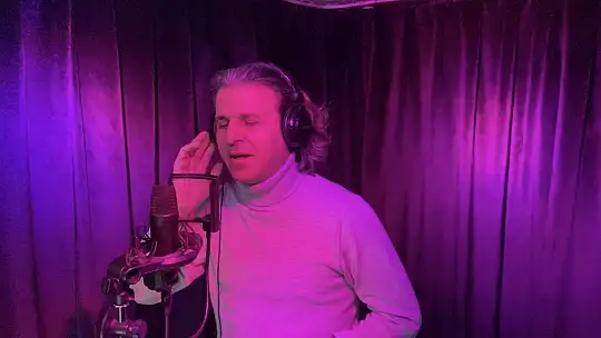 Galatasaray aşkı marş yazdırdı