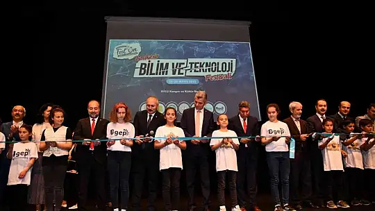 Gelecein bilim insanları FEST'ON'da buluştu
