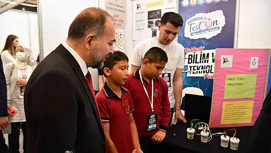 Gelecein bilim insanları FEST'ON'da buluştu