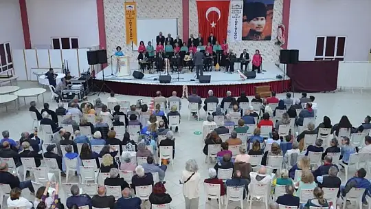 Gömeç'te Türk Sanat Müziği Konseri