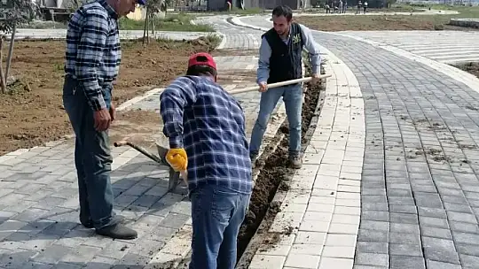 Gömeç'te yaz sezonuna hazırlık çalışmaları hızla devam ediyor