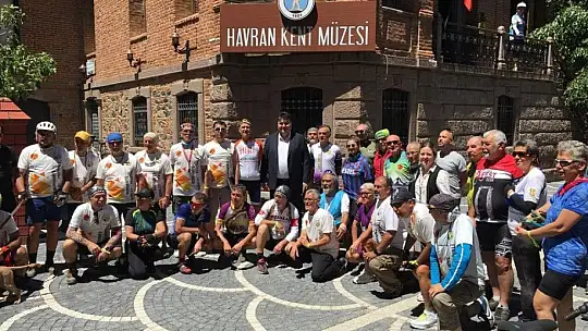 Havran bisikletçileri ağırladı
