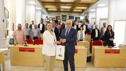 İBB'den Burhaniye'ye bilgi desteği