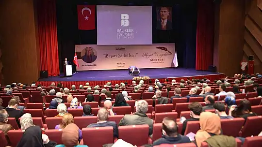 İlk ders Prof. Dr. Nurullah Genç'ten