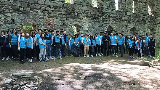 Kapıdağ ve Kirazlı Manastırı'nda çevre temizliği