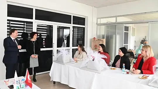 Karesi'nin anne adayları mezun oldu