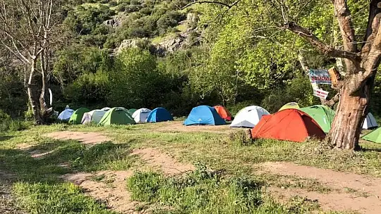 Kepsut'ta kaya tırmanışı şenliği sona erdi