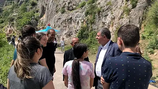 Kepsut'ta kaya tırmanışı şenliği sona erdi