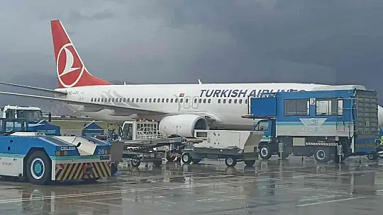 Koca Seyit Havalimanı yolcu sayısını yüzde 68 arttırdı