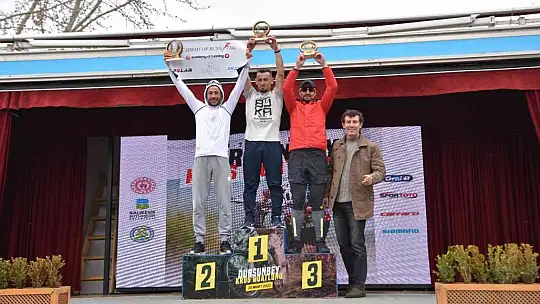Kros Duatlon Türkiye Şampiyonası Dursunbey'de gerçekleşti