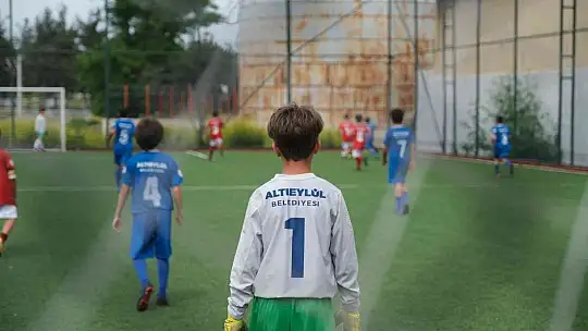 Minik kramponlarda şampiyon Burhan Erdayı