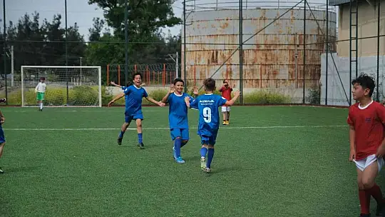 Minik kramponlarda şampiyon Burhan Erdayı