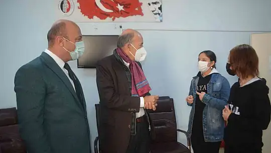 Muhtar Kent'ten Ayvalık'a STEM Atölyesi