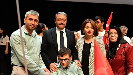 Özel çocukların gösterisi göz kamaştırdı