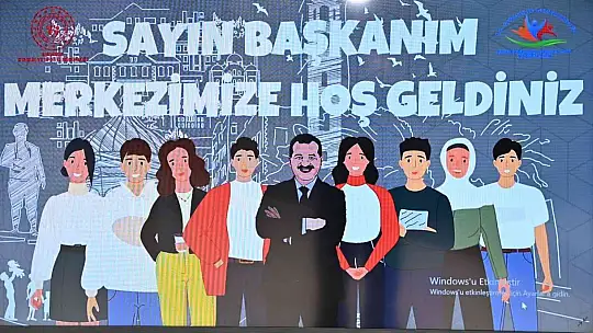 (Özel) Gençler Yücel Hocalarıyla buluştu