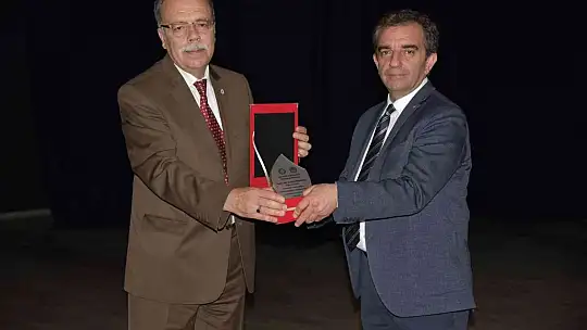 Prof. Aykut Özdarendeli, BAÜN'de TURKOVAC'ı anlattı