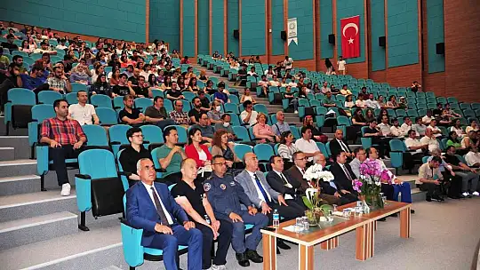 Prof. Aykut Özdarendeli, BAÜN'de TURKOVAC'ı anlattı