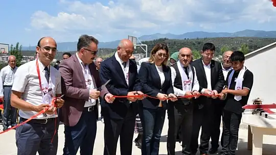 Şehit Mustafa Serin Fen Lisesi Bilim Fuarı açıldı