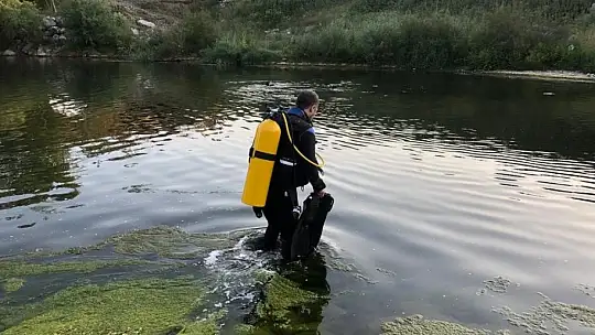 Serinlemek için dereye giren çocuk hayatını kaybetti