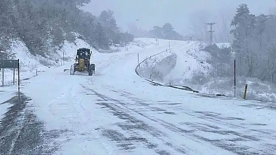 Sındırgı-Akhisar yolunda zincir zorunluluğu