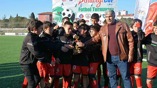 Sındırgı Cup Ege Bölgesi Futbol Turnuvası gerçekleşti