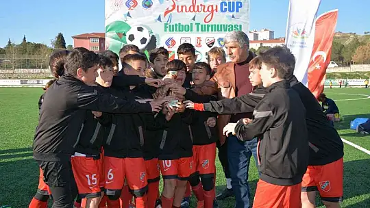 Sındırgı Cup Ege Bölgesi Futbol Turnuvası gerçekleşti