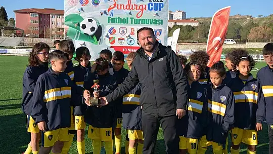 Sındırgı Cup Ege Bölgesi Futbol Turnuvası gerçekleşti