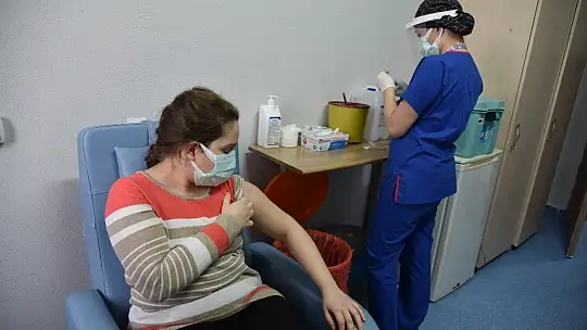 Sındırgı'da Covid aşı çalışması başladı