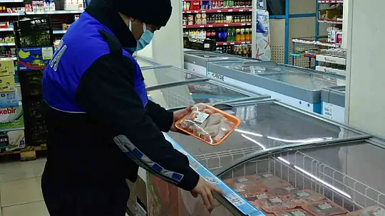 Sındırgı'da etiket denetimi sürüyor