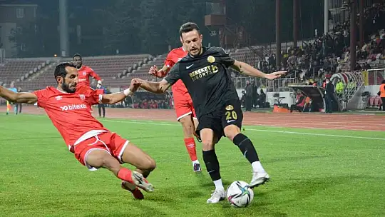 Spor Toto 1. Lig: Balıkesirspor: 1 - Ümraniyespor: 2